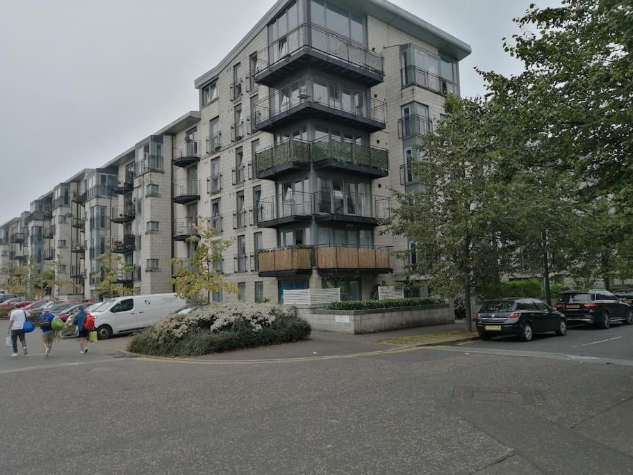 Fabulous 3 Bedroom Flat Edinburgh Exterior photo
